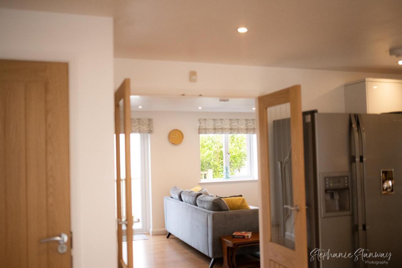 The Lookout, Modern Home From Home, Sleeps 5, With Private Parking & Outside Terrace St Ives Esterno foto