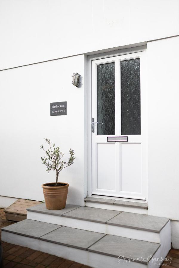 The Lookout, Modern Home From Home, Sleeps 5, With Private Parking & Outside Terrace St Ives Esterno foto